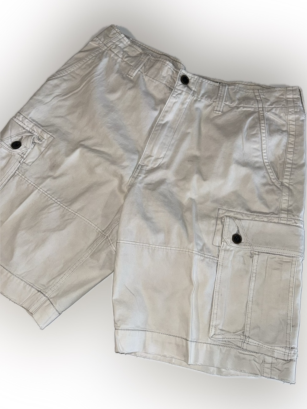Y2K American Eagle Outfitters Men's Khaki Cargo Shorts size 38